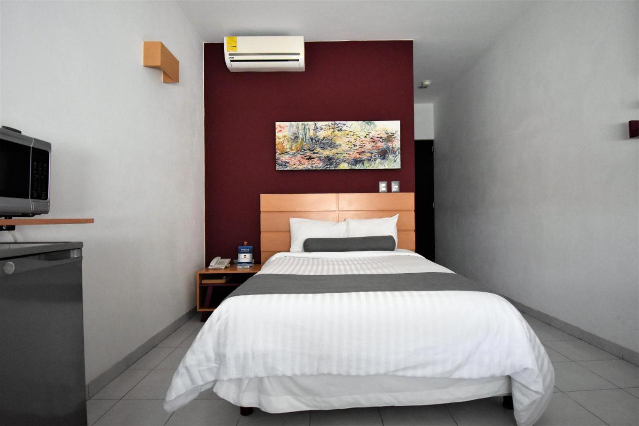 Hotel México Inn Express Salamanca Extérieur photo